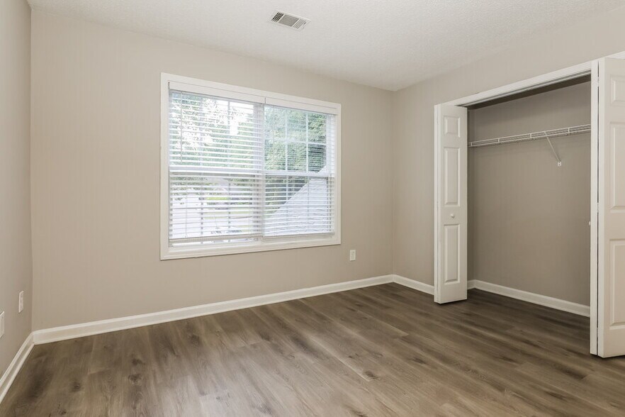 Building Photo - 859 Betsy Ross Trail