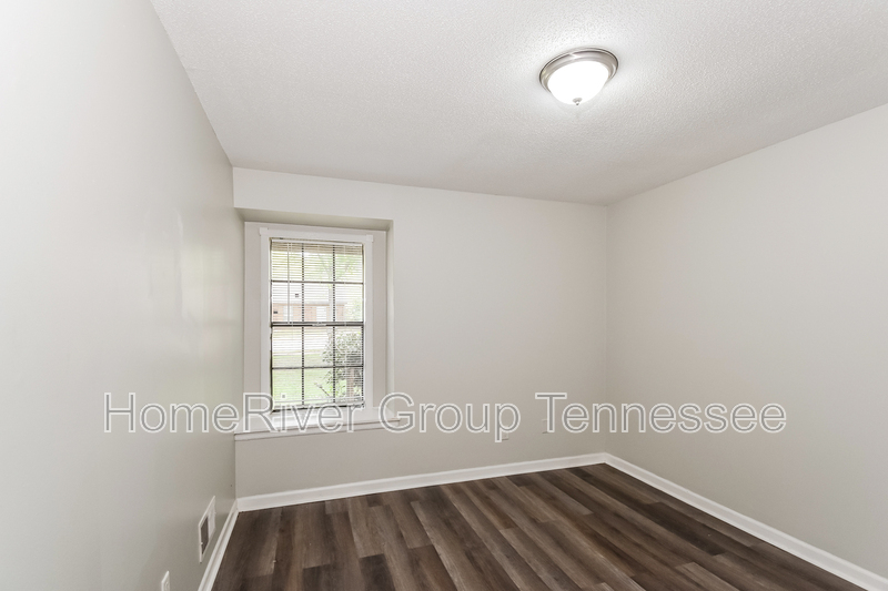Building Photo - 3325 Ridge Top Cove
