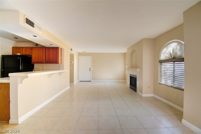 Building Photo - 7570 W Flamingo Rd