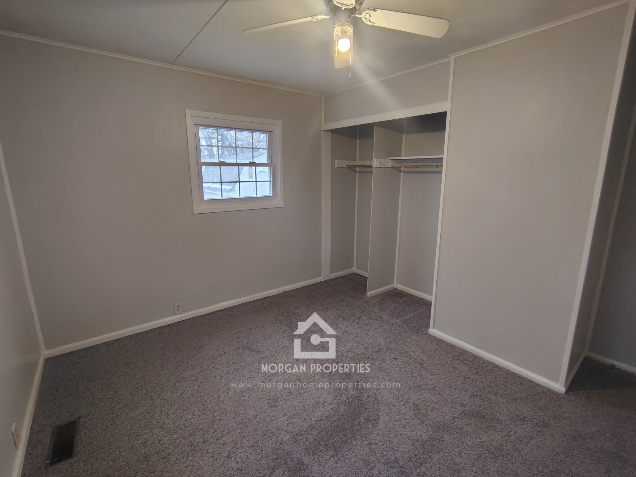 Building Photo - 2724 Seminole Ct