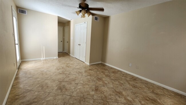 Building Photo - 317 Birdsall St