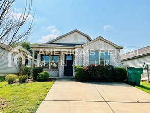 Building Photo - Home in Moundville, AL for Rent! COMING SOON!