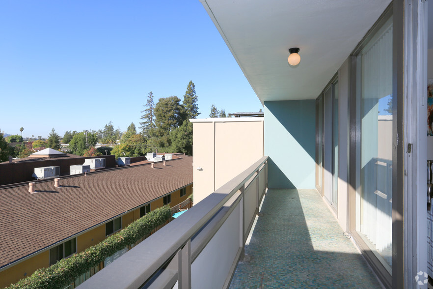 Balcony - Mosaic Apartments