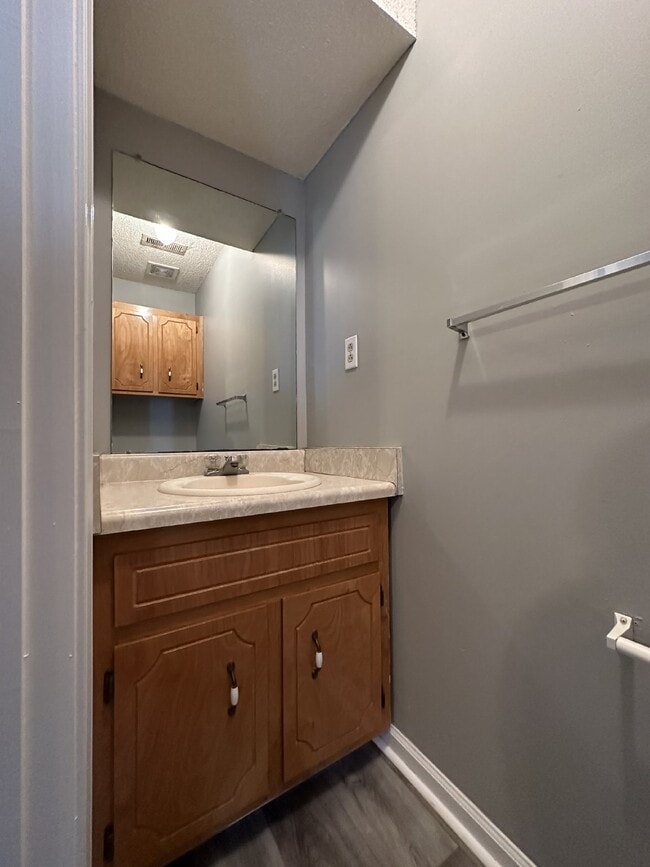 Building Photo - 113 Hickory Trace Rd