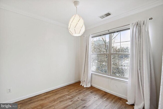 Building Photo - 11715 Olde English Dr