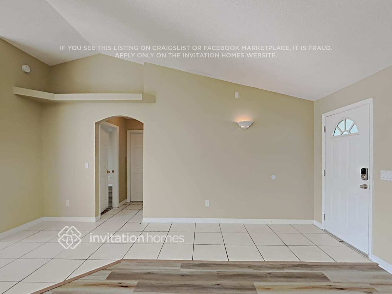 Building Photo - 3132 Travelers Palm Dr