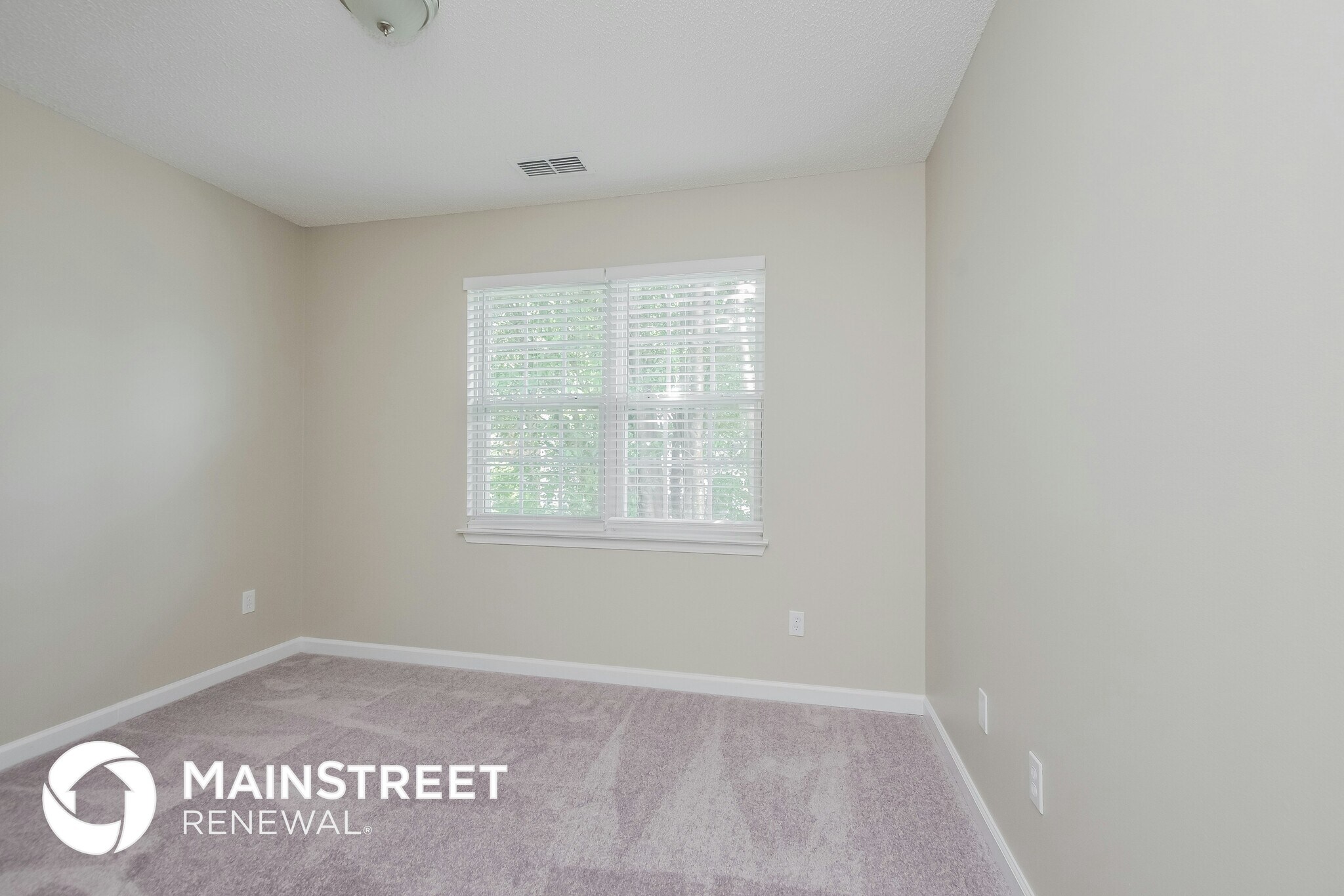 Building Photo - 15189 Tracy Beth Rd