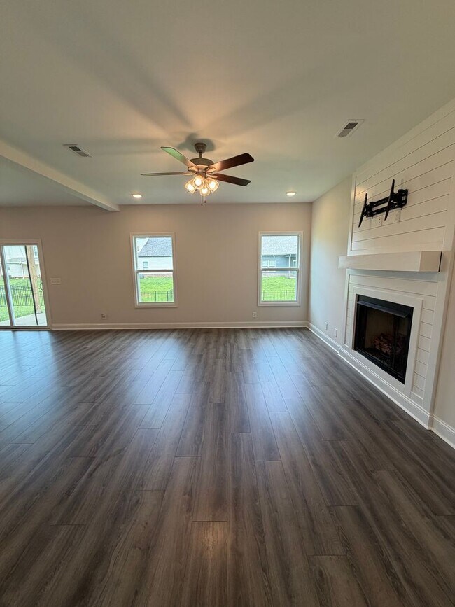 Building Photo - 2636 Rafiki Dr