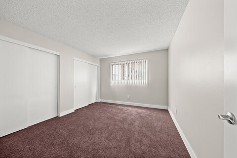 Building Photo - 918 S. Webster