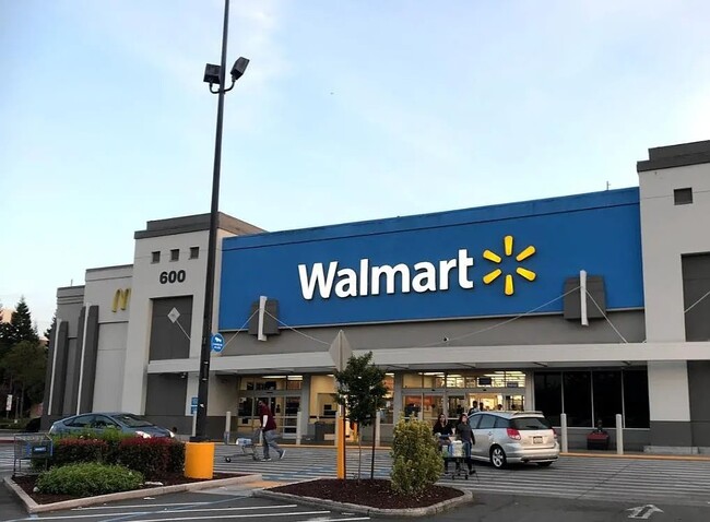 Building Photo - 1101 W El Camino Real