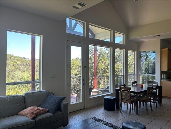 Building Photo - 6705 Fort Davis Cove