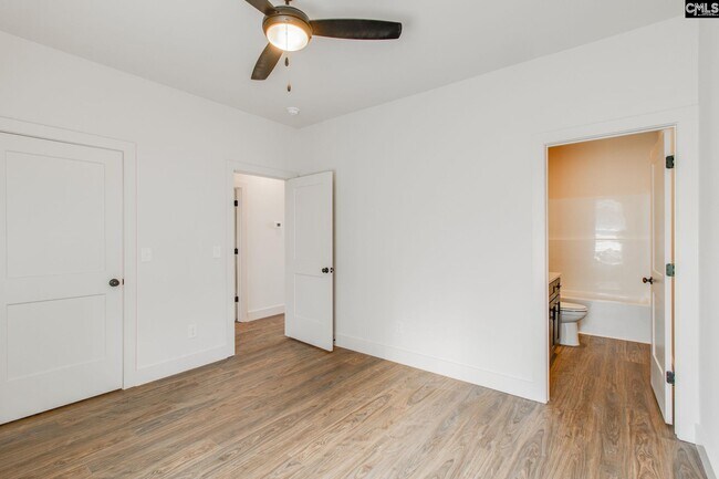 Building Photo - 2516 Richland St