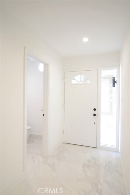 Building Photo - 5 Spicewood Way