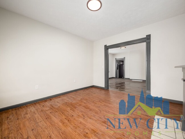 Building Photo - Renovated Spacious Two Bedroom in Franklinton