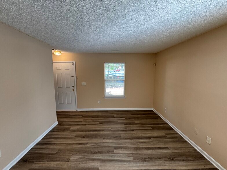 Building Photo - 5022 Oak Pasture Ln