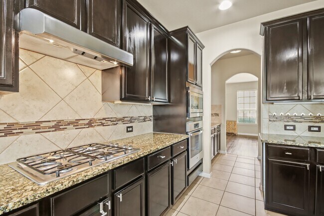 Building Photo - 25407 Terrain Park Dr