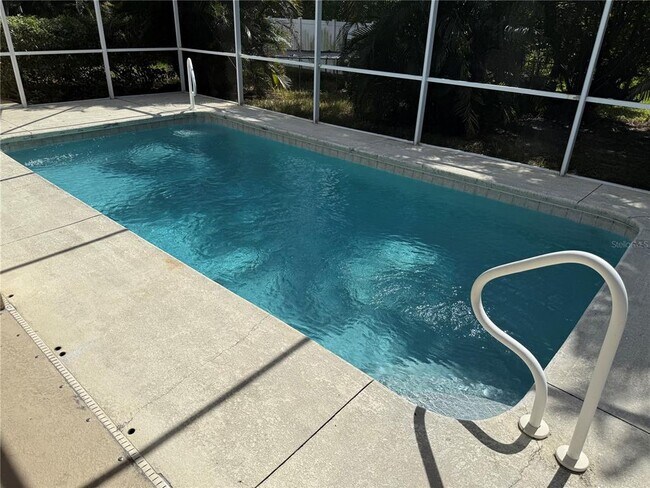 Building Photo - 2018 SW 30th St