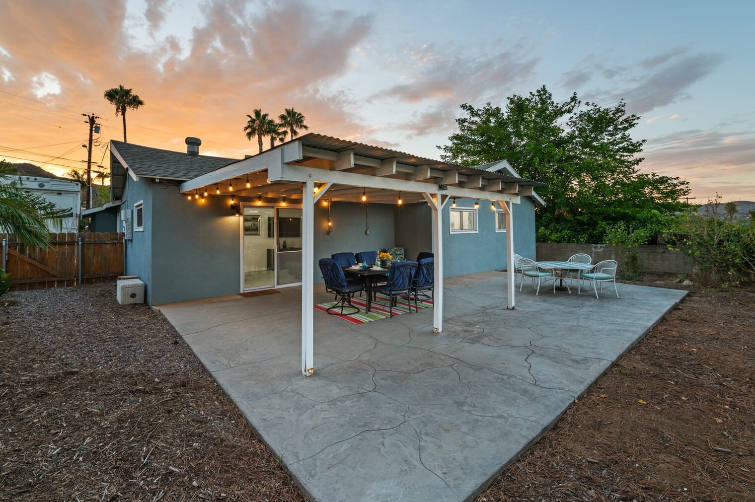 Building Photo - 8543 Sandstone Dr