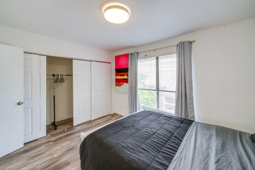 Building Photo - 85 Phoenix Dr