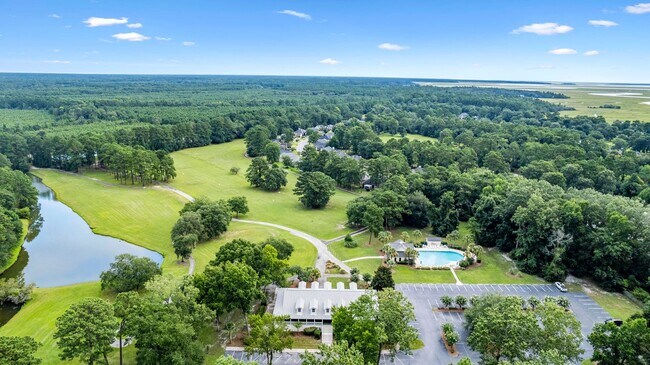 Building Photo - 371 Marshview Dr