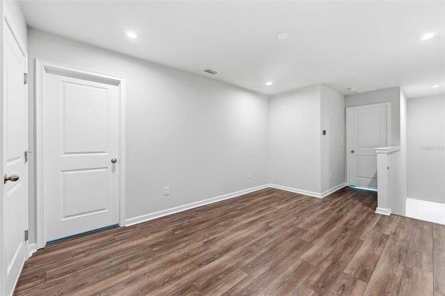 Building Photo - 2587 Everglade Way