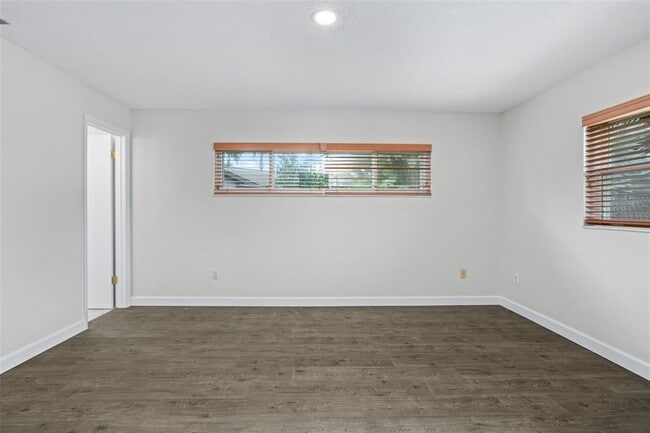 Building Photo - 3305 Arnel Ct