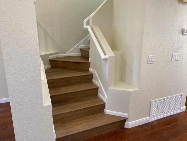 Building Photo - Rancho Villas 2 Bedroom 2.5 Bath