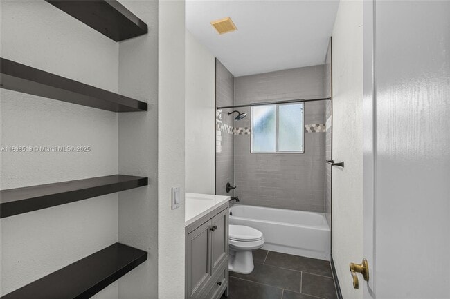 Building Photo - 21455 SW 86th Pl