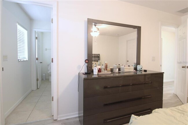 Building Photo - 5484 Caramella Dr