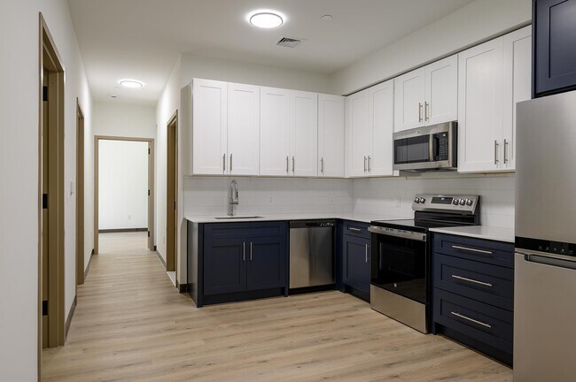 Building Photo - 857 Bergen Ave