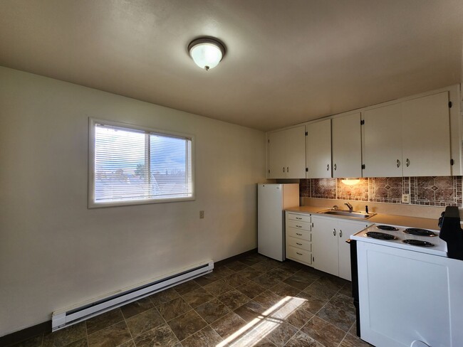 Interior Photo - 192-Western Village Apartments