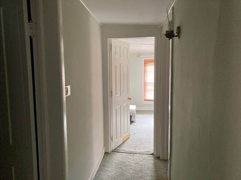Hall way - 60 Grove St