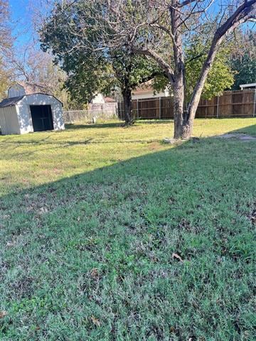 Building Photo - 15140 Oakwood Ln