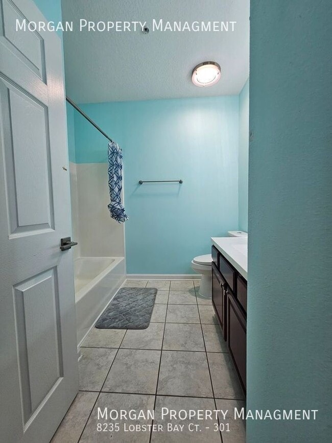 Building Photo - 8235 Lobster Bay Ct