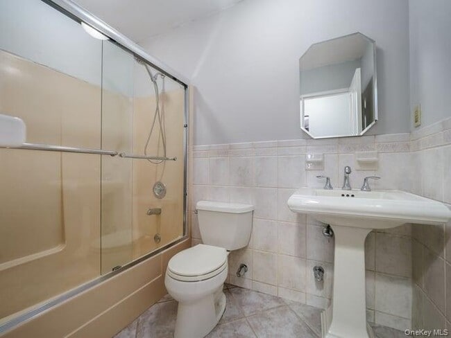 Building Photo - 391 Sierra Vista Ln