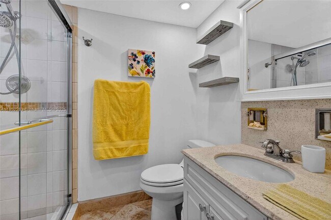 Building Photo - 5700 Collins Ave