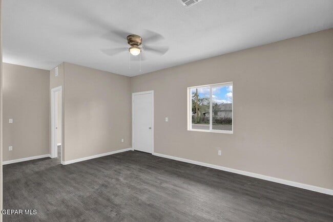 Building Photo - 368 Milton Rd