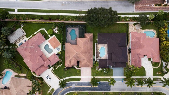 Building Photo - 18520 SW 39th St