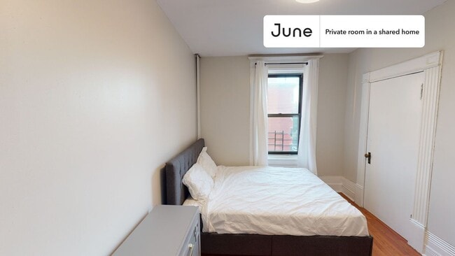 Building Photo - 2301 Adam Clayton Powell Jr Blvd