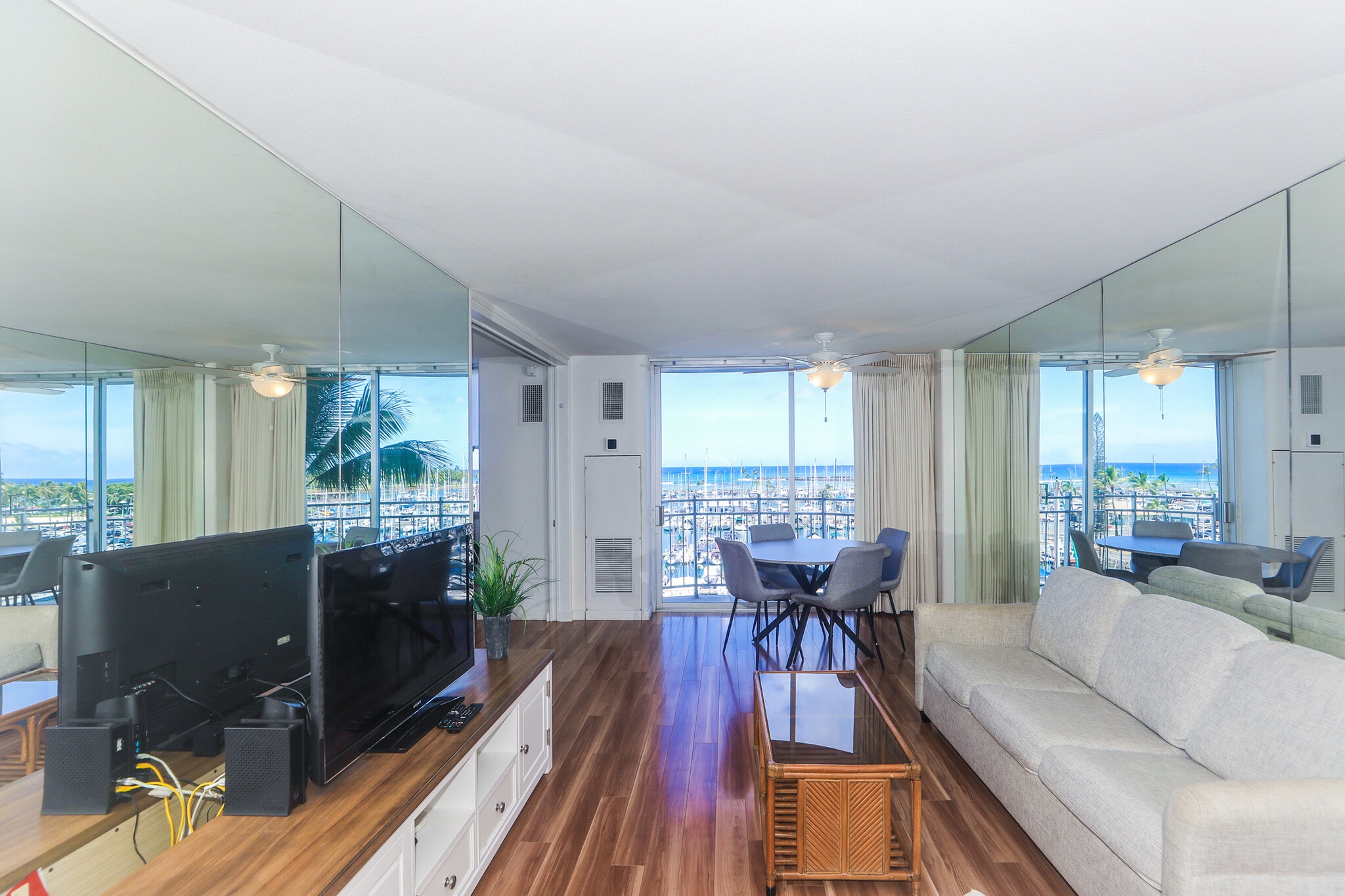 Building Photo - 1765 Ala Moana Blvd