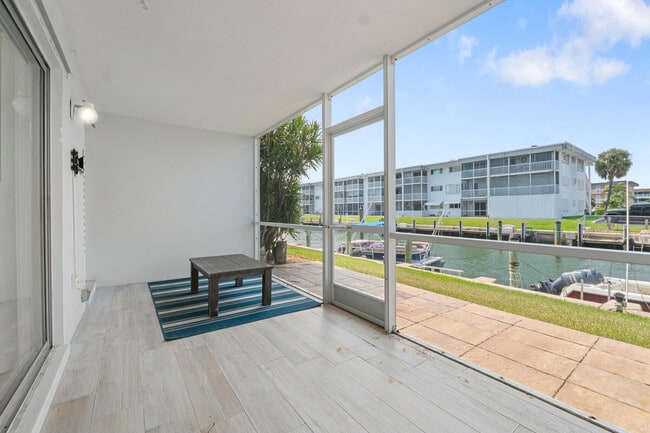 Building Photo - 109 Wettaw Ln