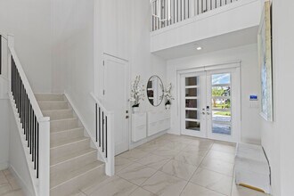 Building Photo - 12884 Wingspan Ct