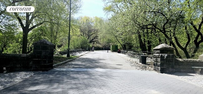 Building Photo - 2098 Frederick Douglass Blvd