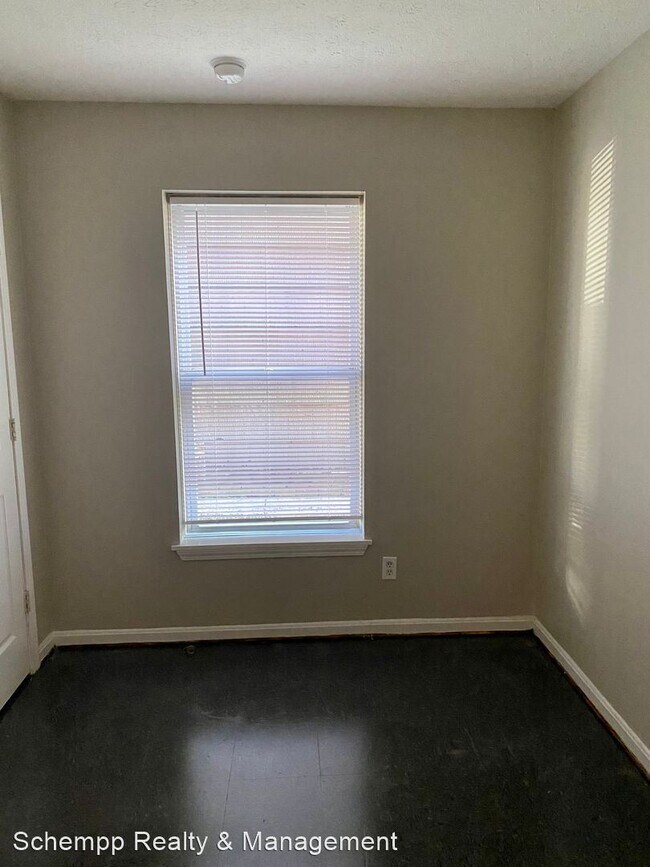 Building Photo - 3 br, 1 bath House - 2433 Slevin St. #2