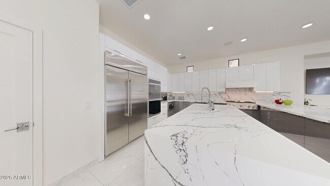 Building Photo - 3231 S Jojoba Way