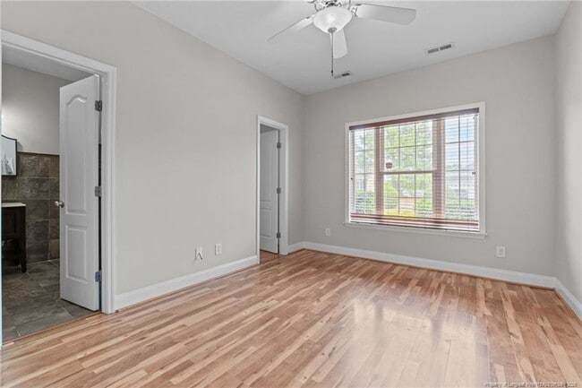 Building Photo - 109 Canyon Ct
