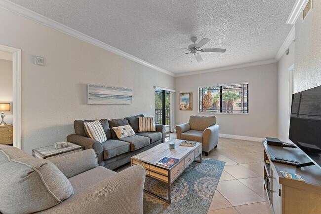 Building Photo - 2809 Amalei Dr