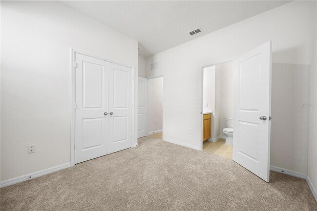 Building Photo - 951 Vineyard Rdg Rd