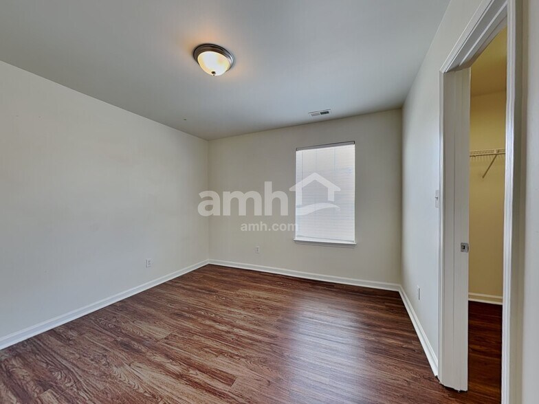 Building Photo - 3672 Watkins Ridge Ct