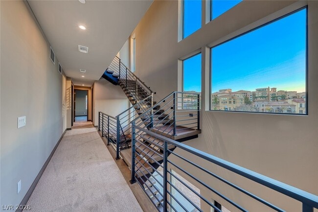 Building Photo - 26 Lakefront Dr